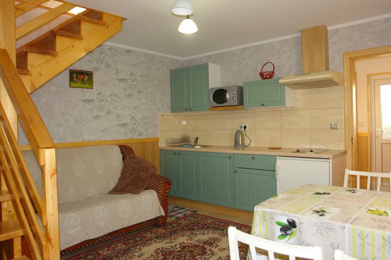 Zelena Sadyba Bila Stavka Yaremche Bagian luar foto